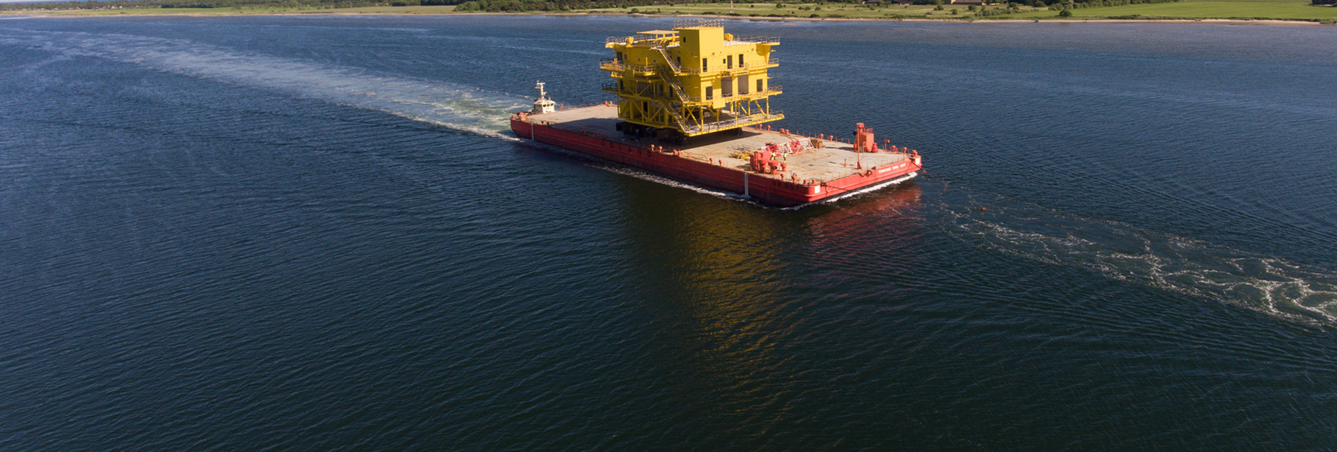 break-bulk-barge-transporting-industrial-structure